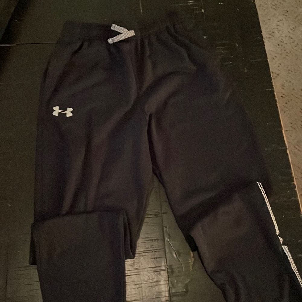 Under armour sweatpants